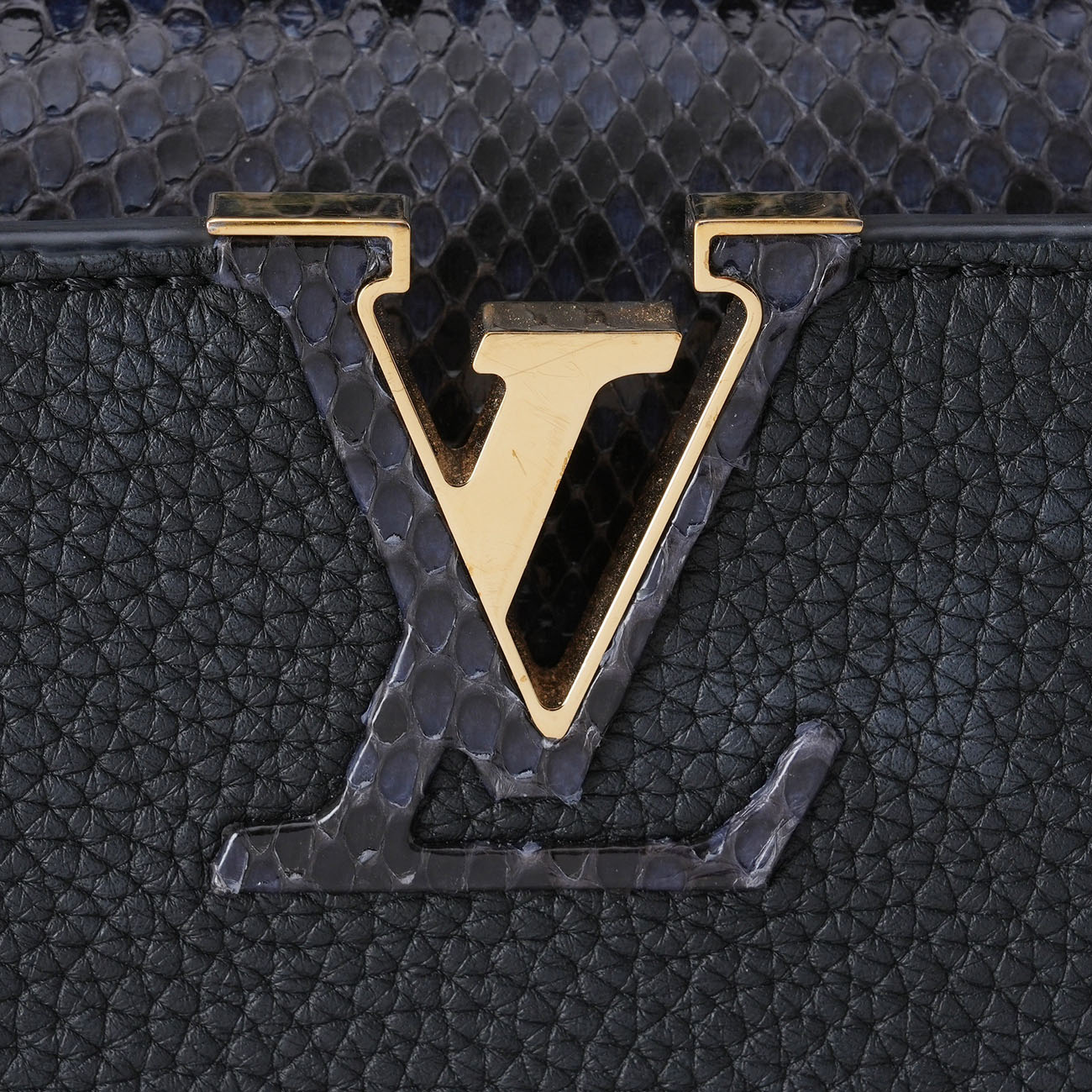 LOUIS VUITTON(USED)루이비통 M88963 카퓌신 미니 파이톤